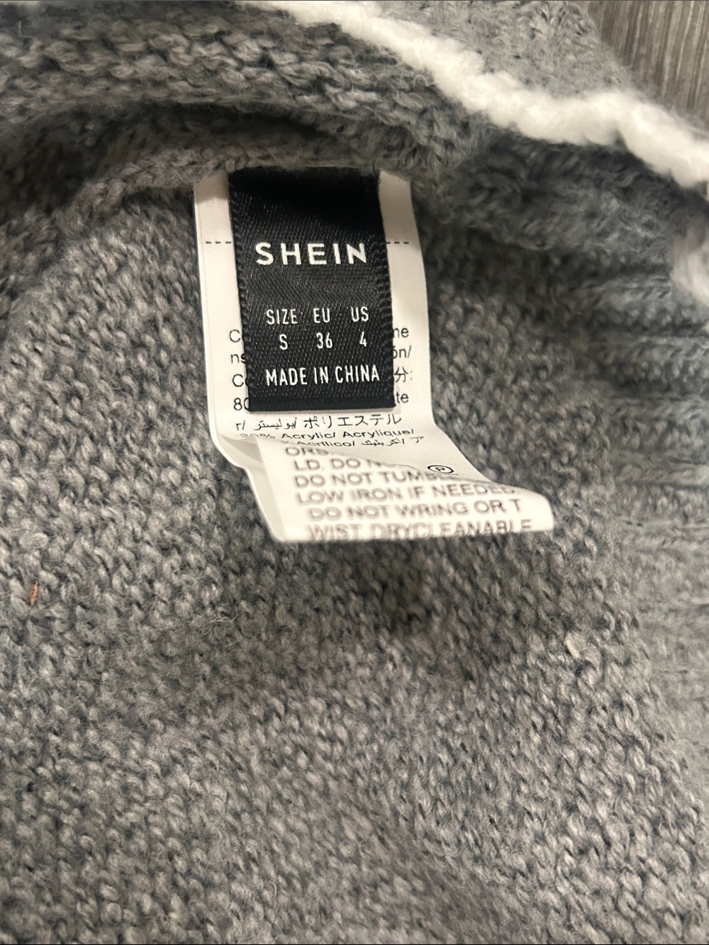 SHEIN Gray V-Neck Sweater with White Scalloped Trim - Picture 2 of 2